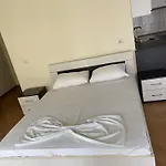 Ari * Vlora